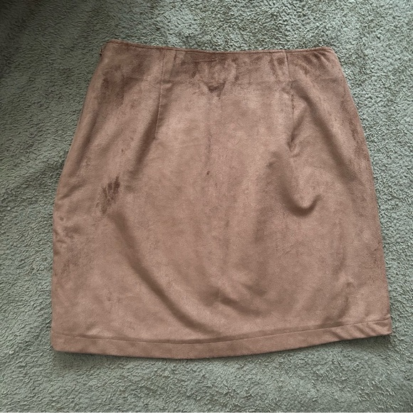 Abercrombie & Fitch Suede Mini Skirt - Picture 4 of 5